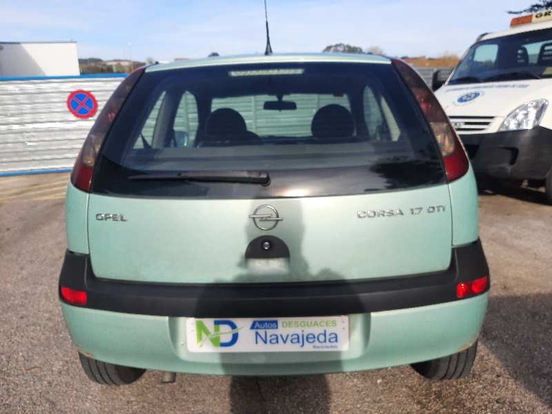 opel corsa c del año 2002