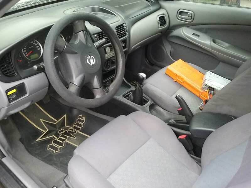 nissan almera (n16/e) del año 2003
