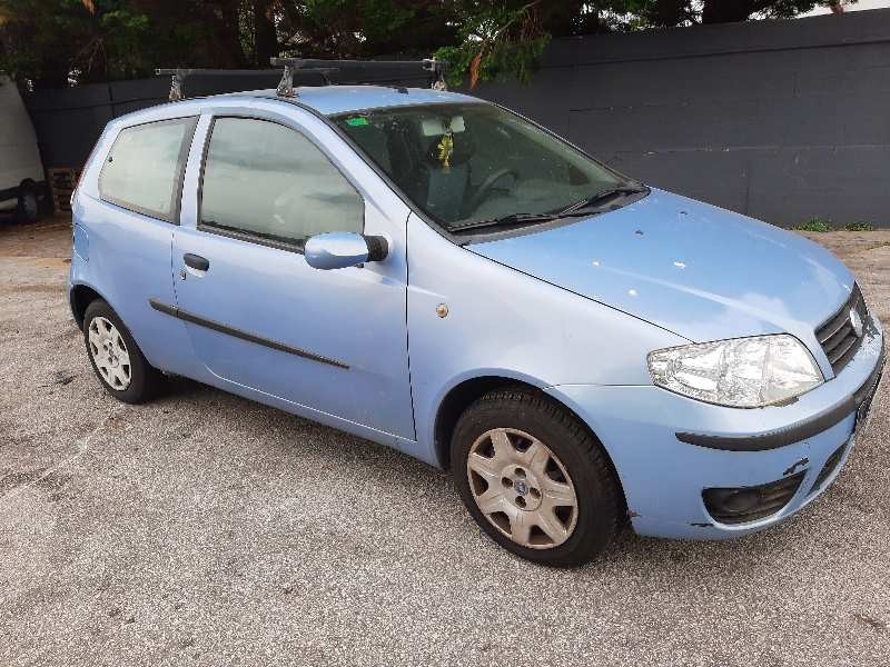 fiat punto berlina (188) del año 2005