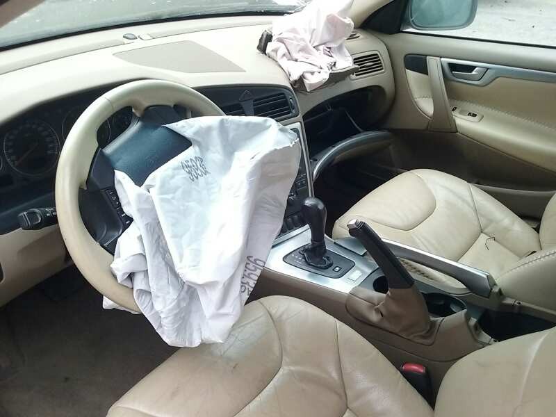 volvo xc70 del año 2006