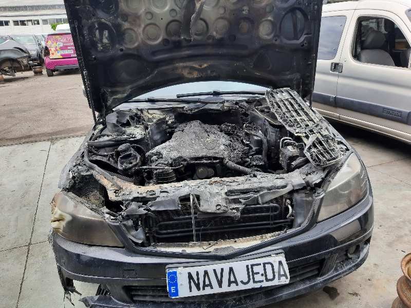 mercedes-benz clase c (w204) berlina del año 2007