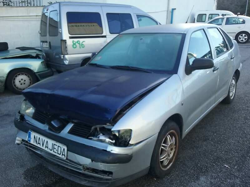 seat cordoba berlina (6k2) del año 2001