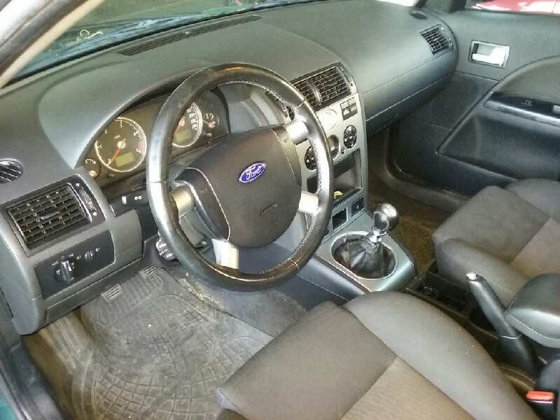 ford mondeo berlina (ge) del año 2001