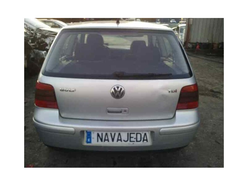 volkswagen golf iv berlina (1j1) del año 2001