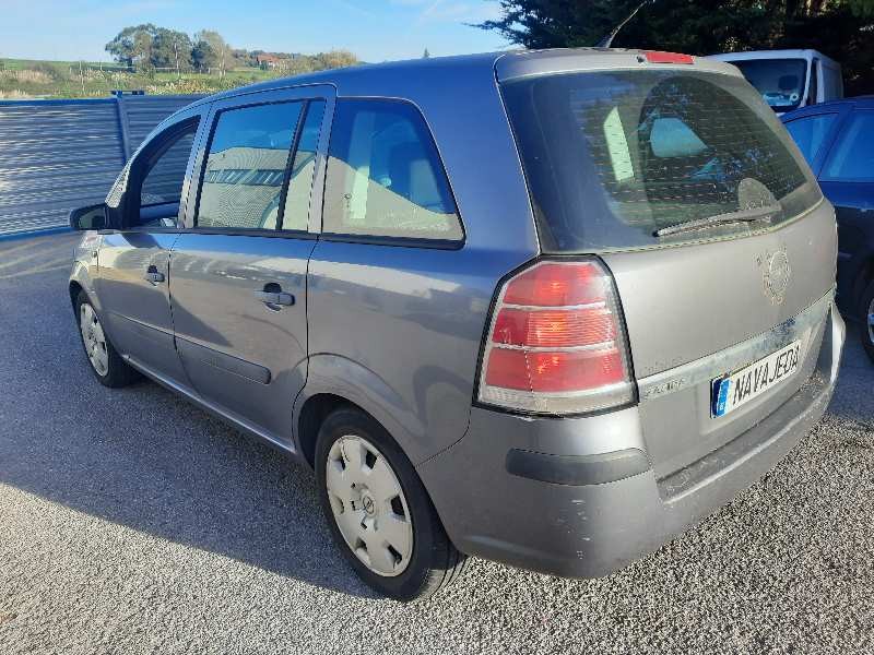 opel zafira b del año 2006