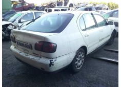 nissan primera berlina (p11) del año 2001 2