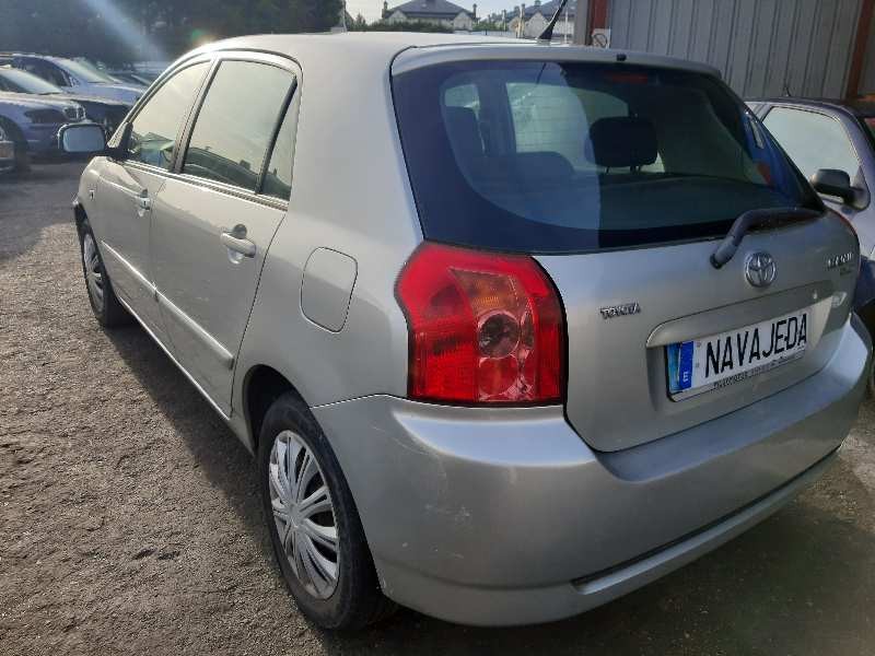 toyota corolla (e12) del año 2007