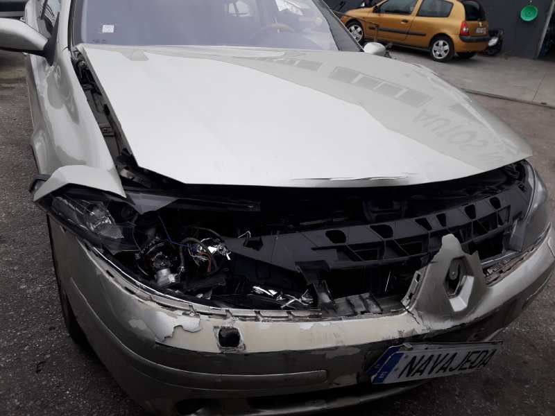 renault laguna ii (bg0) del año 2005