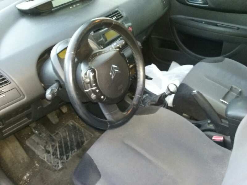 citroën c4 berlina del año 2006