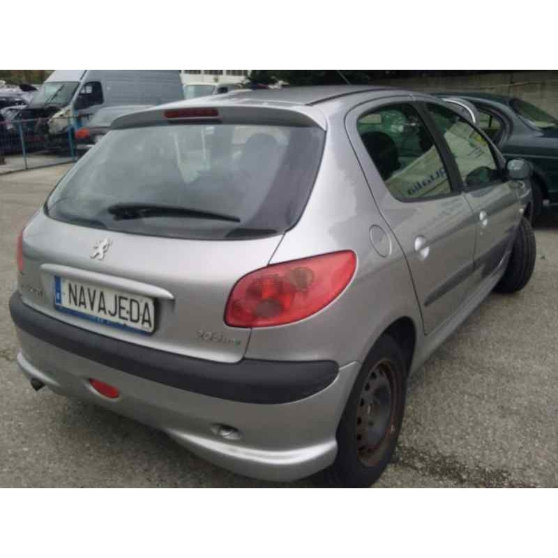 peugeot 206 berlina del año 2005