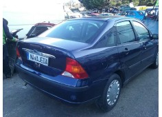 ford focus berlina (cak) del año 2001