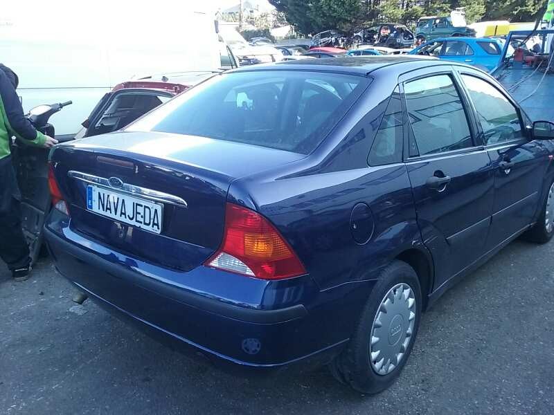 ford focus berlina (cak) del año 2001