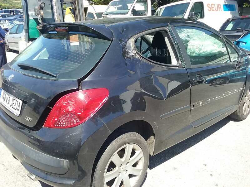 peugeot 207 del año 2006