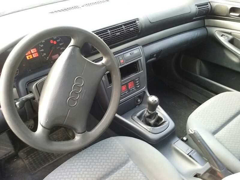 audi a4 berlina (b5) del año 2002