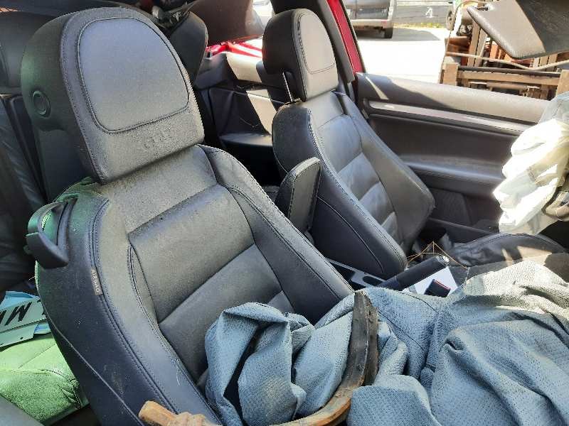 volkswagen golf v berlina (1k1) del año 2005