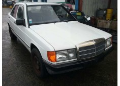 mercedes-benz clase c (w201) berlina del año 1996 2