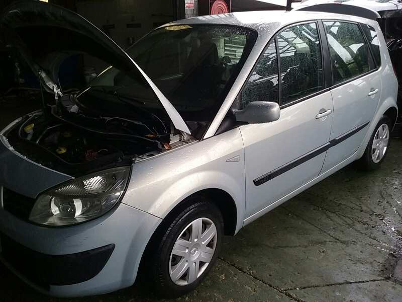 renault scenic ii del año 2003