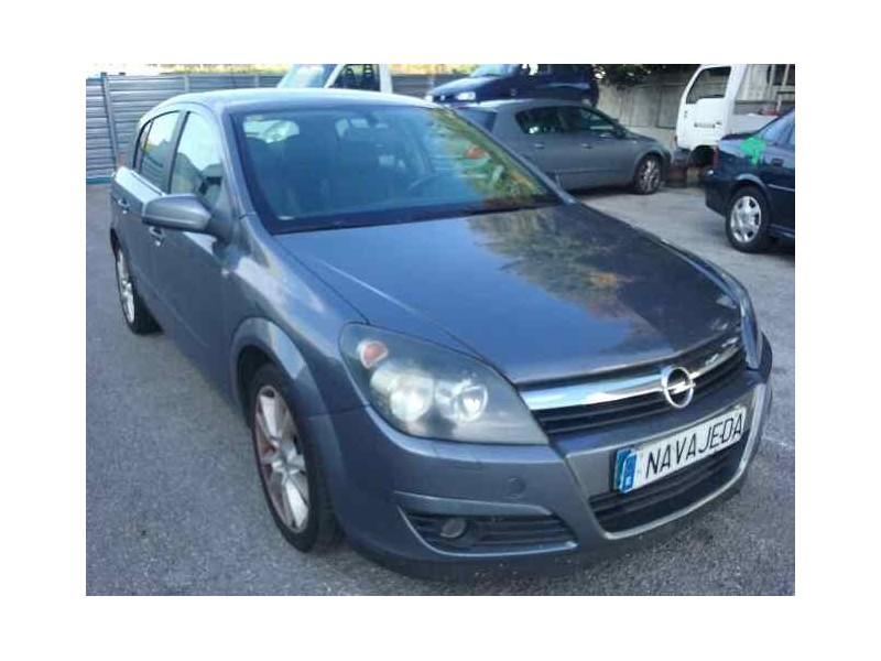 opel astra h berlina del año 2005