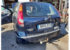 nissan almera tino (v10m) del año 2004