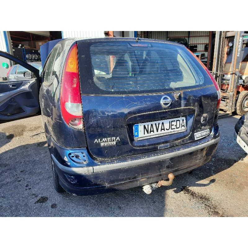 nissan almera tino (v10m) del año 2004