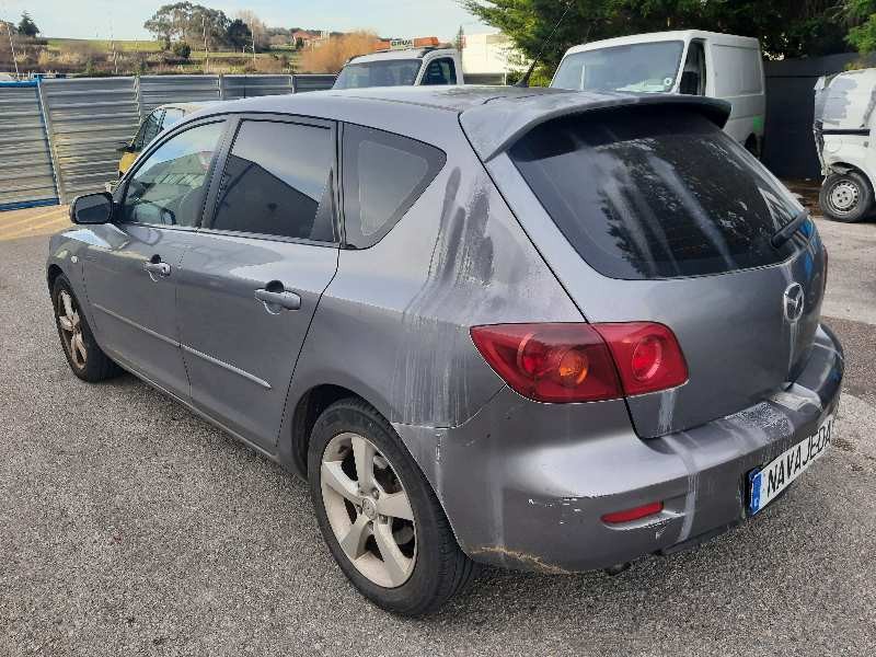 mazda 3 berlina (bk) del año 2004