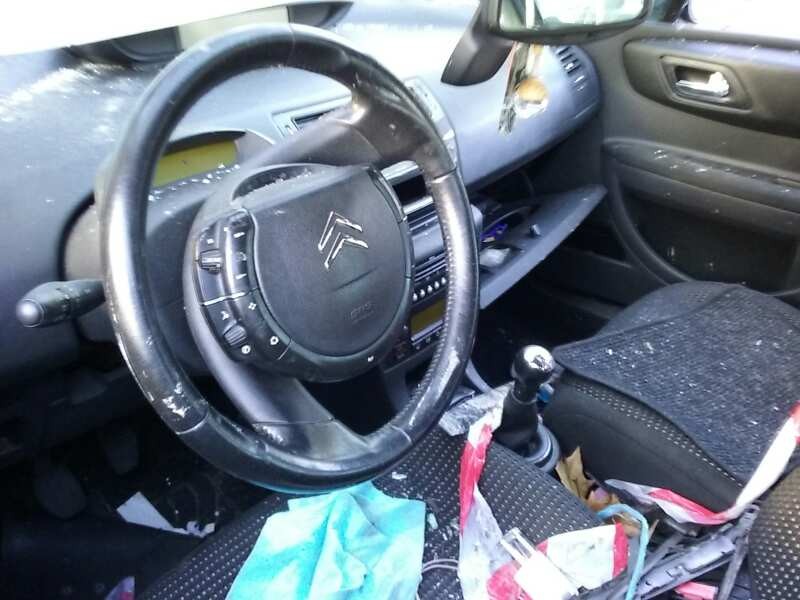 citroën c4 berlina del año 2007