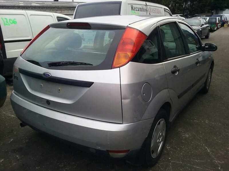 ford focus berlina (cak) del año 1999