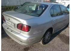 nissan primera berlina (p11) del año 2001 2