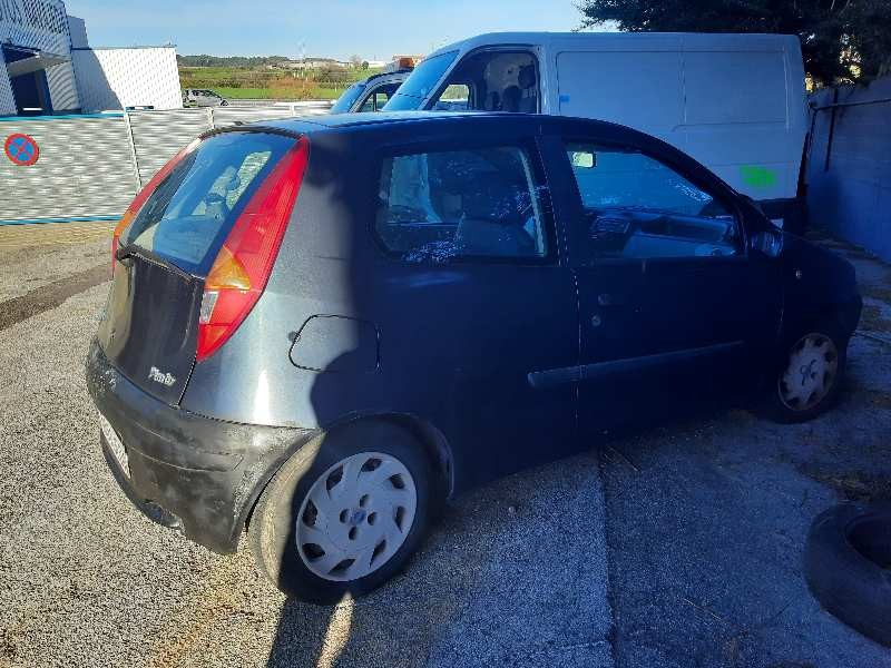 fiat punto berlina (188) del año 2002