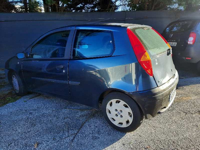 fiat punto berlina (188) del año 2002
