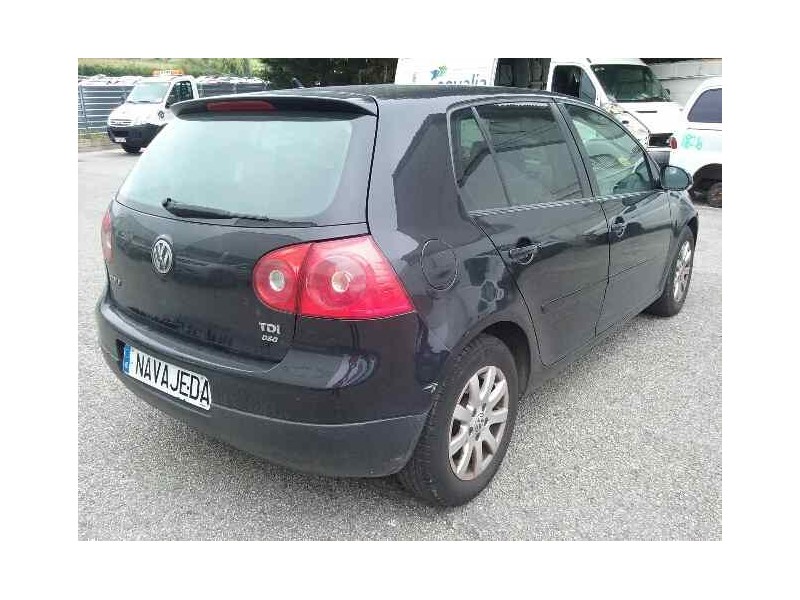 volkswagen golf v berlina (1k1) del año 2006