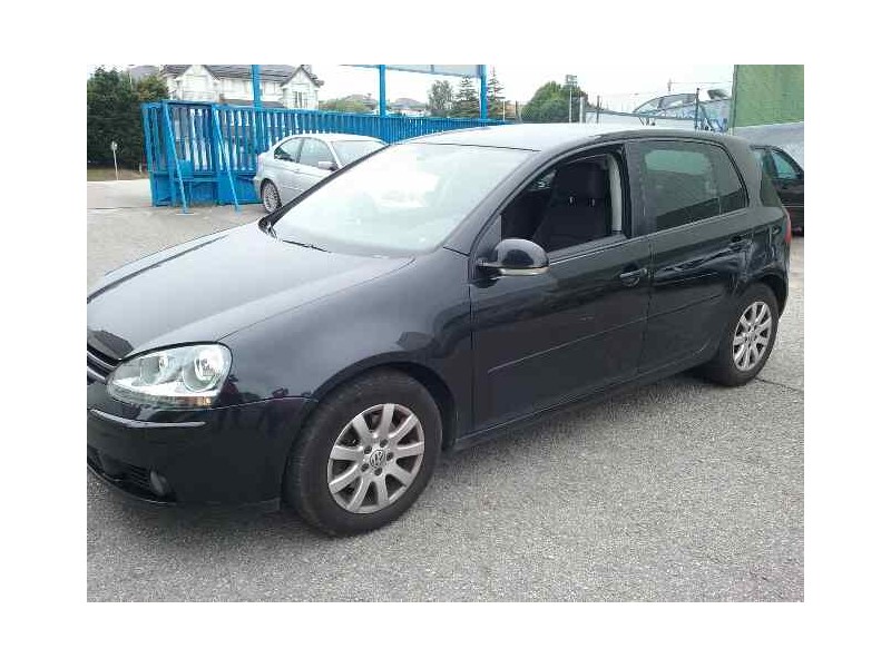 volkswagen golf v berlina (1k1) del año 2006