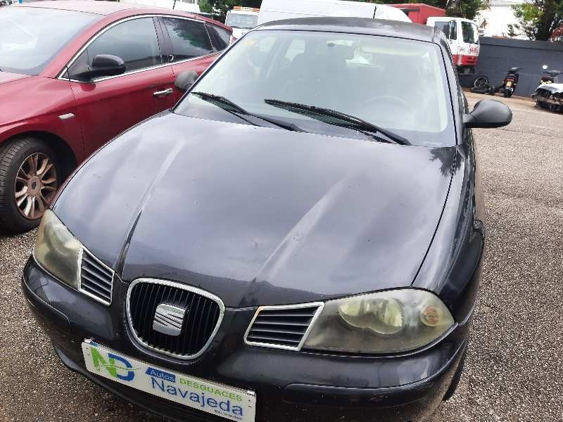 seat ibiza (6l1) del año 2004