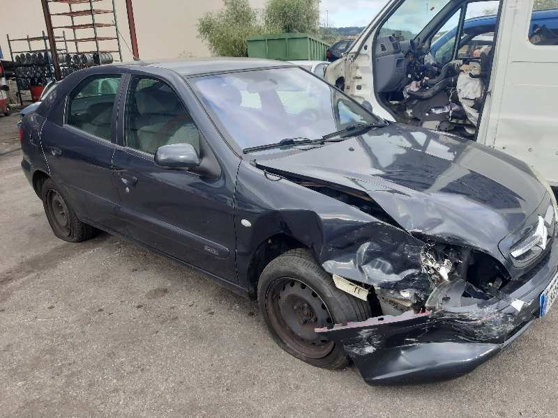 citroën xsara berlina del año 2002