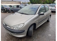 peugeot 206 berlina del año 2005 2