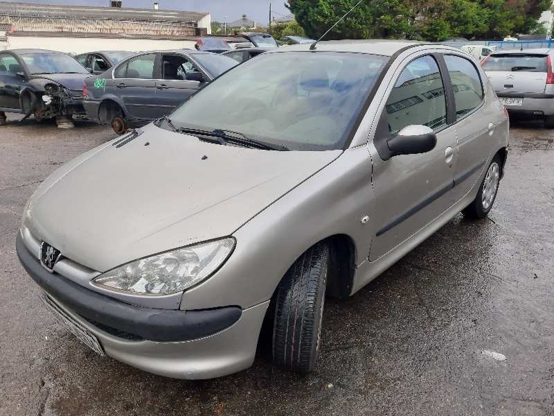 peugeot 206 berlina del año 2005