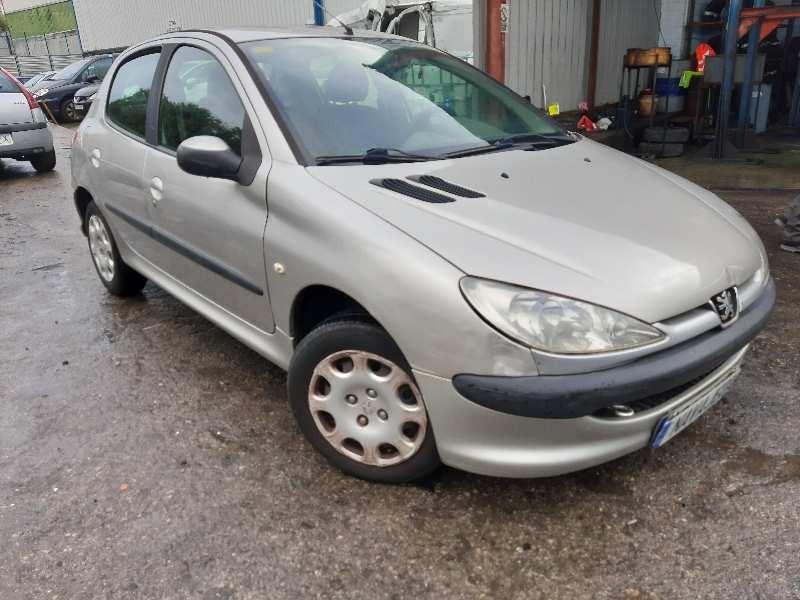 peugeot 206 berlina del año 2005