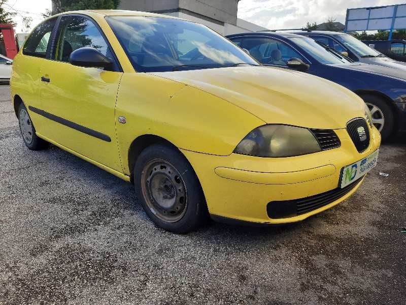 seat ibiza (6l1) del año 2004