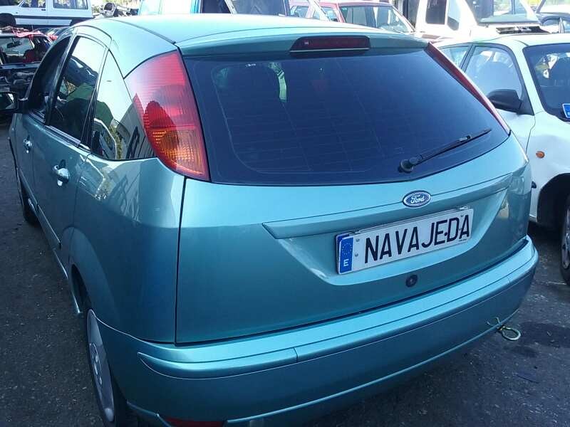 ford focus berlina (cak) del año 2001