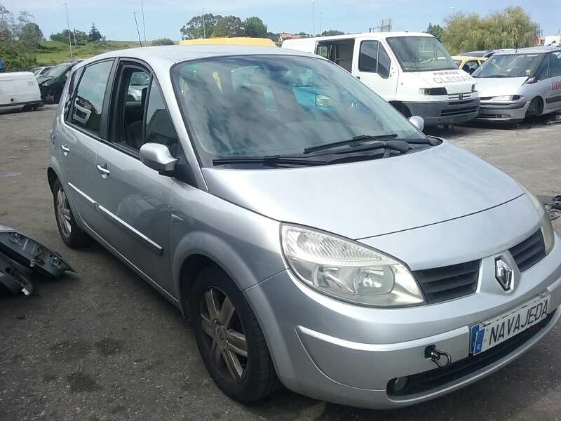 renault scenic ii del año 2005