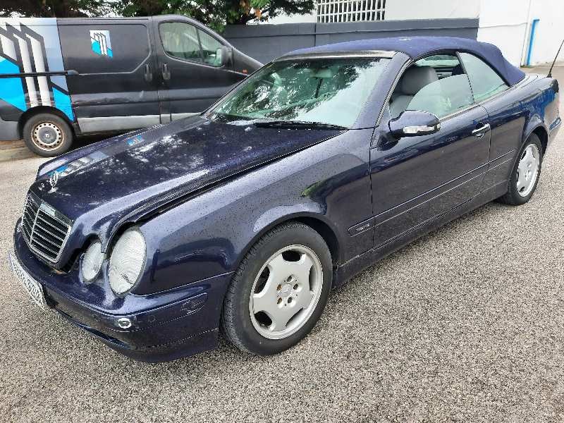 mercedes-benz clase clk (w208) cabrio del año 2005