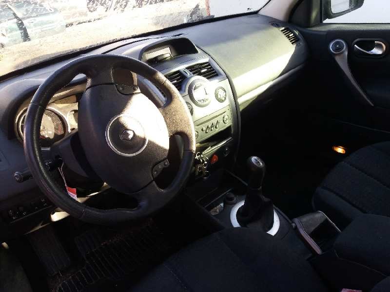 renault megane ii berlina 5p del año 2006