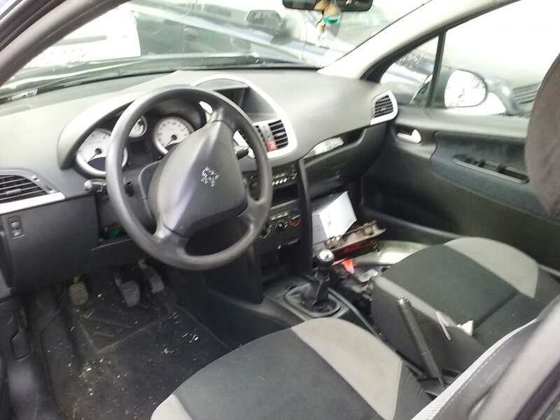 peugeot 207 del año 2006