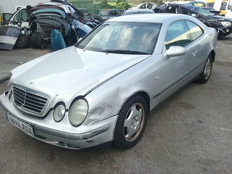 mercedes-benz clase clk (w208) coupe del año 1998