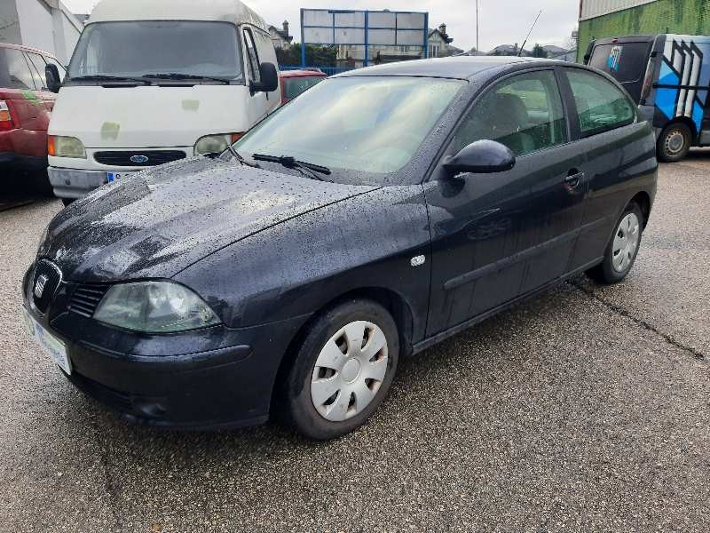 seat ibiza (6l1) del año 2003