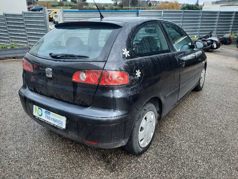 seat ibiza (6l1) del año 2003