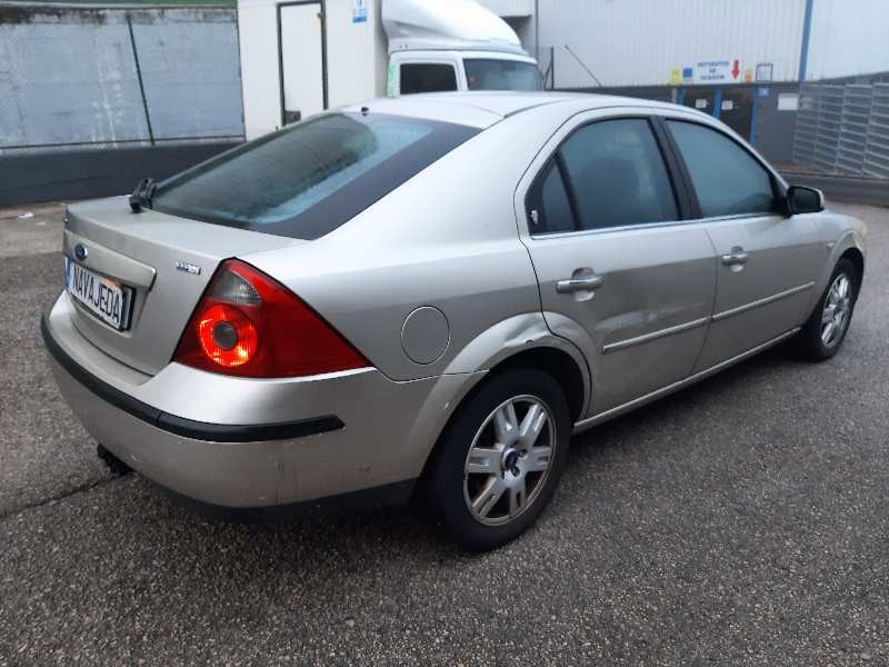 ford mondeo berlina (ge) del año 2004