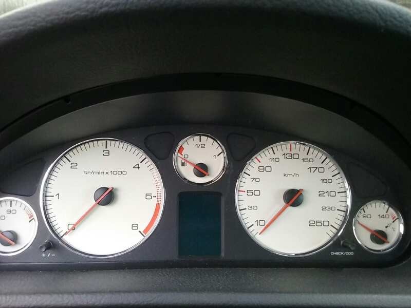 peugeot 407 del año 2004