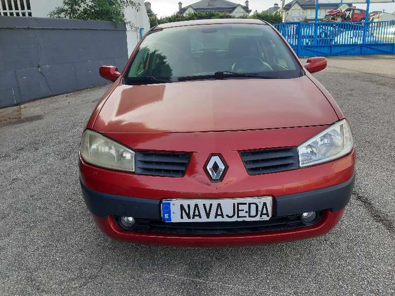 renault megane ii classic berlina del año 2004