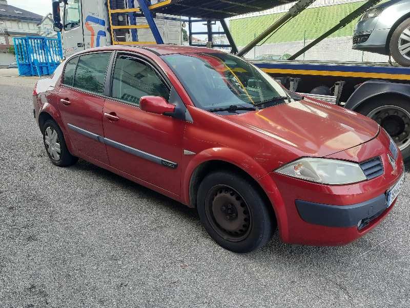 renault megane ii classic berlina del año 2004